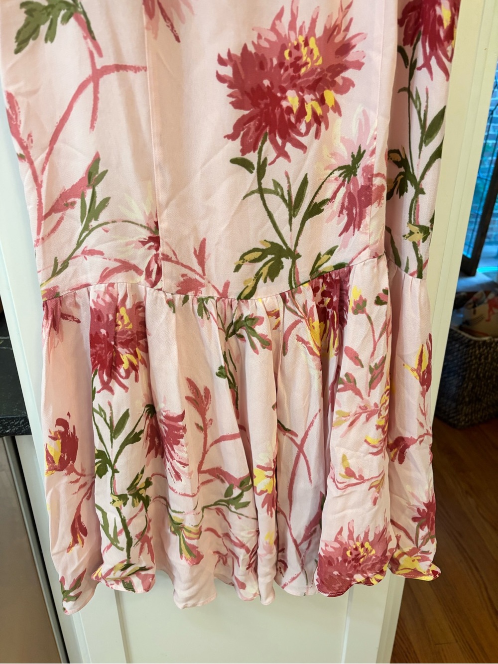 new Reformation Irisa lace trim maxi mermaid dress in Chrysanthemum pink floral - Picture 6 of 8
